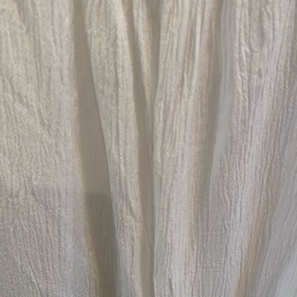 Elegant White Sleeveless Swim Cover - Picture 2 of 4